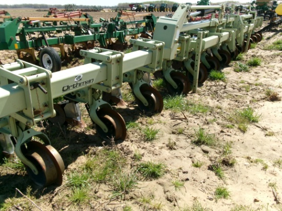Orthman Z905 12 row 38" stack fold Bedder w/8385 Lister Buster Units