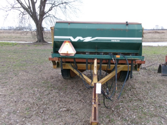 Scott Levee Packer with Marliss Seeder