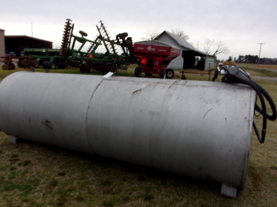 Tank & Pump, apx 1,000 gal