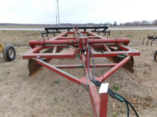 Pull Type Levee Squeezer
