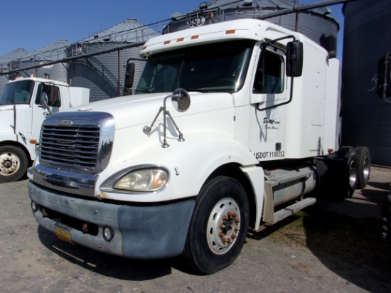 2003 Freightliner conv tandem axle Truck w/Sleeper, #K67929