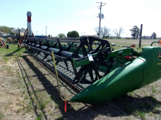 John Deere 630D Hydra Float Draper Header, #0795013