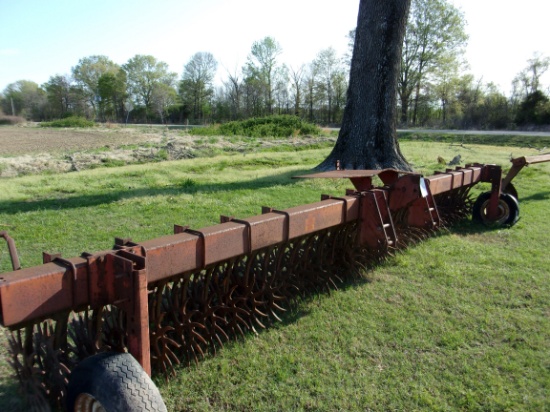 IH 3 pt Rotary Hoe