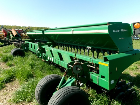 Great Plains 2520 apx 25'  7.5" spacing Grain Drill, #1237SS