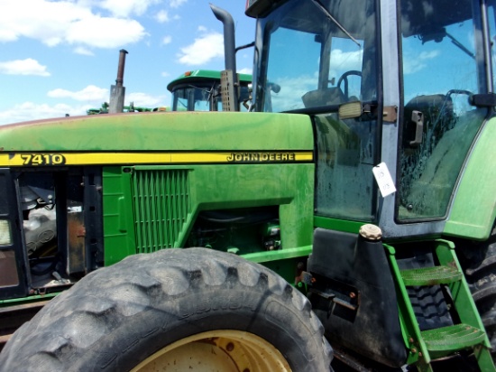 John Deere 7410 MFWD Tractor w/Tank & Rack, hrs n/a, #H010226