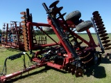 Case-IH 340 apx 30', 9