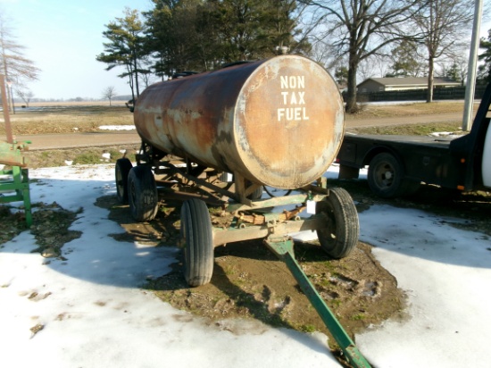 3 Axle Trailer w/Tank & Pump