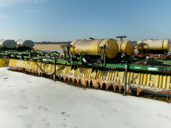 Red Ball 420 apx 40' Broadcast Hooded Sprayer w/poly tank