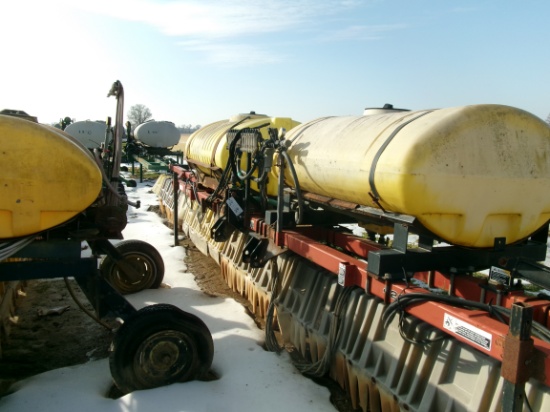 Red Ball 420 apx 40' Broadcast Hooded Sprayer w/twin poly tanks
