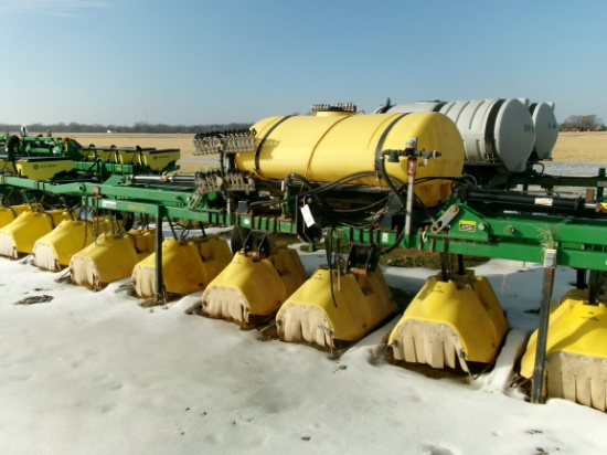 Red Ball 420 12 row 38" w/Row Hoods, w/poly tank