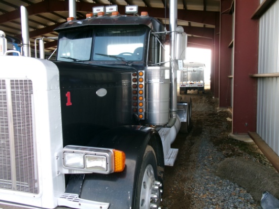 2003 Peterbilt mdl 379 Conv Tandem Axle Day Cab