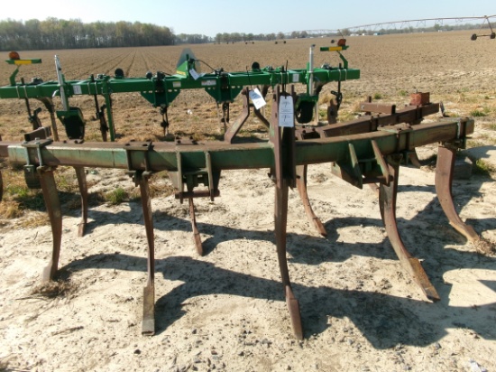 John Deere 3 pt 5 shank Subsoiler