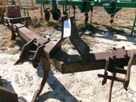 John Deere 3 pt 6 shank Subsoiler