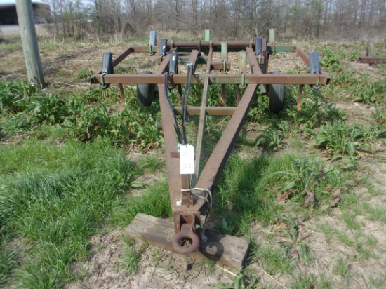 John Deere 10 shank Chisel Plow