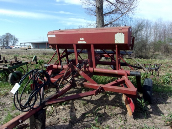 Hula Levee Squeezer w/Seeder