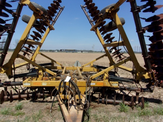 Amco F-15 apx 35' hyd fold Disc