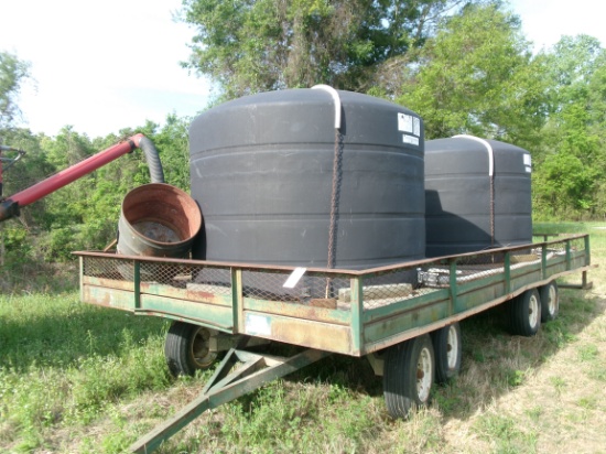 Tandem axle Cotton Wagon w/2 apx 1500 gal poly tanks