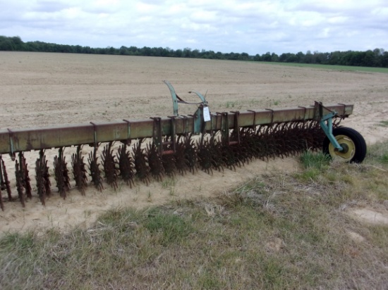 John Deere 400 3 pt Rotary Hoe