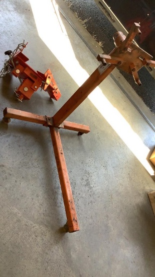 ENGINE STAND AND PICKER PLATE