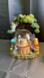 WINNIE THE POOH AND FRIENDS SNOW GLOBE