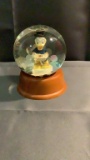 FIRST LIMITED EDITION DISNEY CRYSTAL SNOW GLOBE