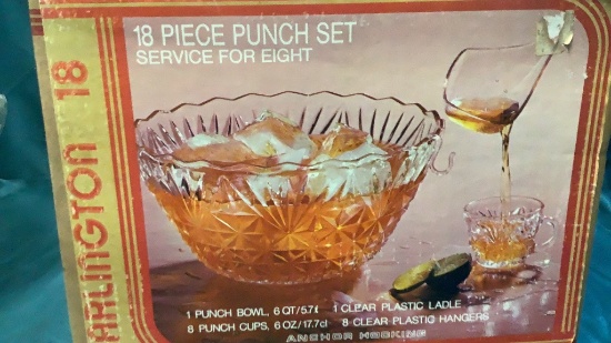 ARLINGTON PUNCH BOWL SET