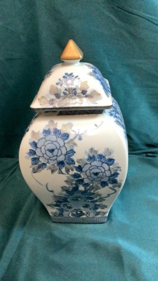 VINTAGE GOLD GILDED ASIAN VASE