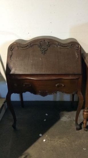 BREAKFRONT SERPENTINE WRITING DESK