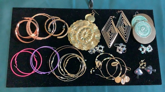 EARRING COLLECTION
