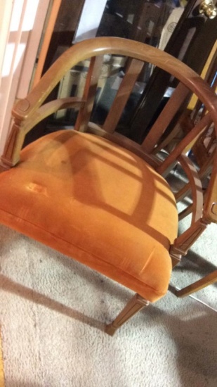 MID CENTURY ARM/ACCENT CHAIR