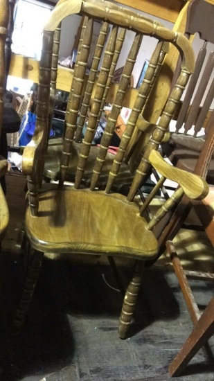VINTAGE WOODEN CHILDRENS CHAIRS