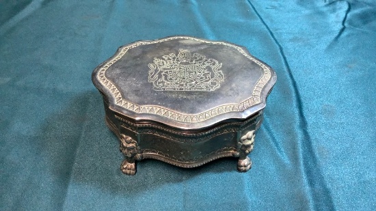 RENAISSANCE STYLE JEWELRY BOX