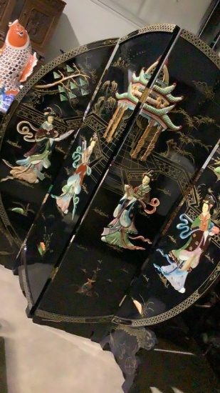 BLACK LACQUER ASIAN FOLDING SCREEN