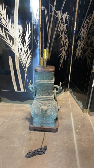 BRONZE TEMPLE STYLE LAMP