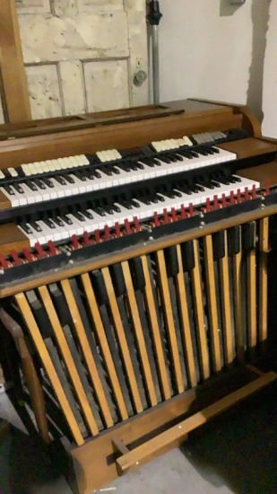 VINTAGE BALDWIN ORGAN
