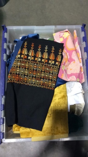 TOTE OF MISC FABRIC