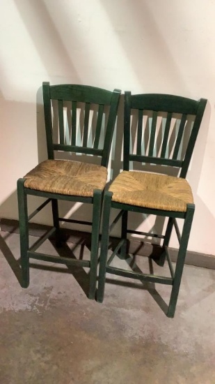 WOOD AND WICKER BARSTOOLS