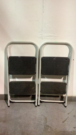 TWO STEP LADDERS