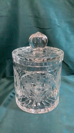 CRYSTAL ICE BUCKET - HEAVILY DETAILED