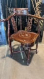 CORNER CHAIR WITH INLAY