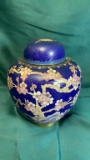 CLOISONNÉ URN