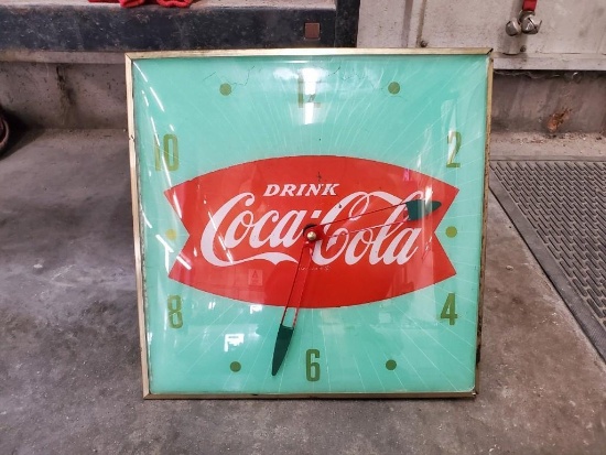 Coca-Cola Clock - SELLING NO RESERVE!!!