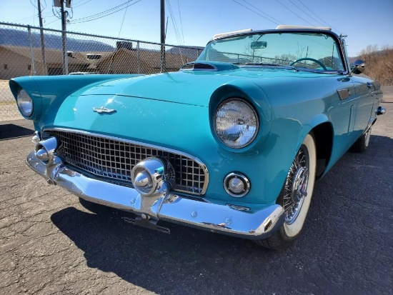 1956 Ford Thunderbird