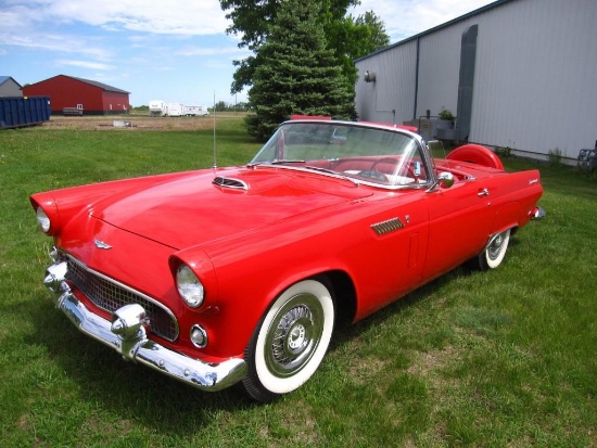1956 Ford Thunderbird
