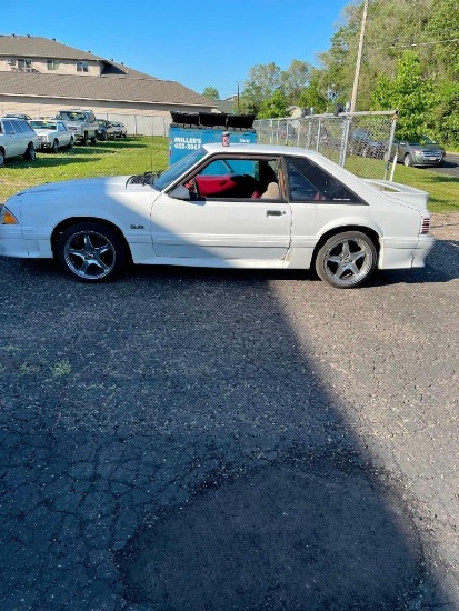 1987 Ford Mustang GT