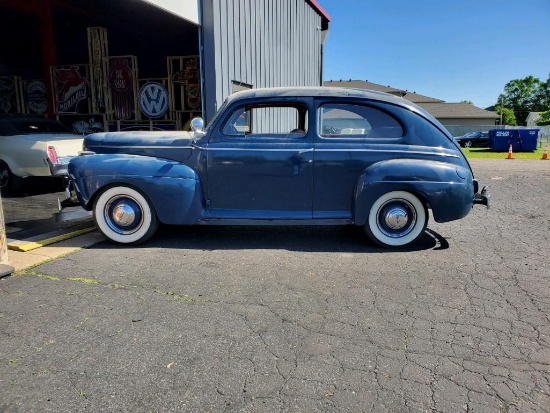 1941 Ford 2 Door