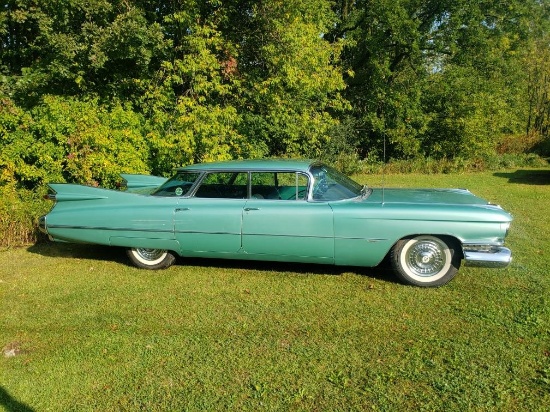 1959 Cadillac Series 62 Flattop 4dr