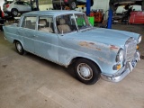 1966 Mercedes 200