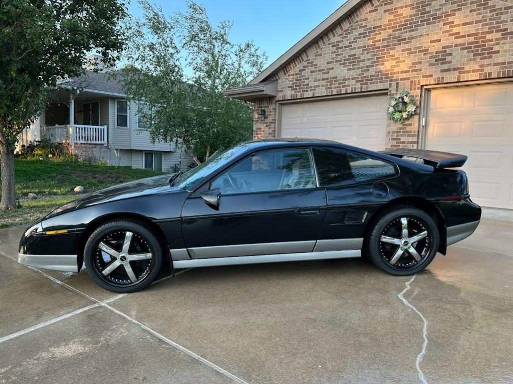 1986 Pontiac Fiero GT for Sale - Cars & Bids