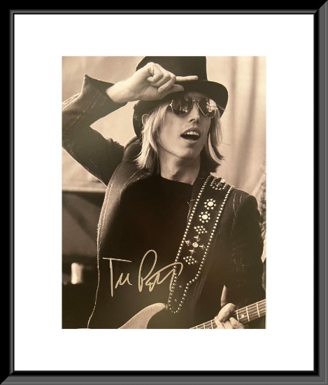 Tom Petty Signed Photo - Selling No Reserve!
